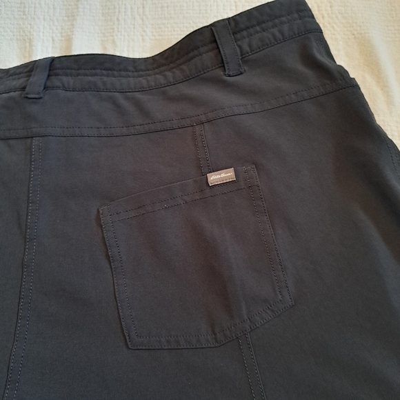 Eddie Bauer women's size 14 black skirt, shorts with leg grippers, VGUC - Picture 2 of 8